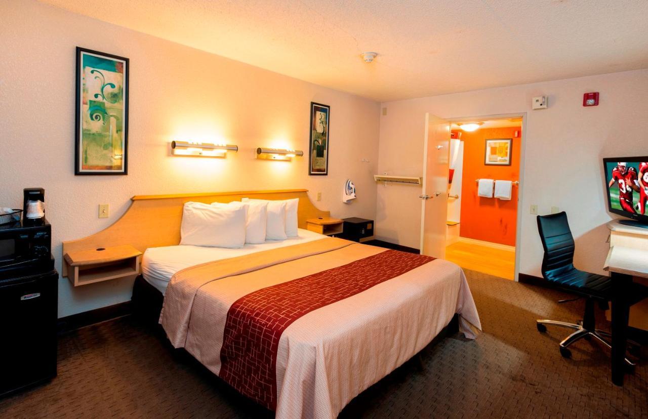 Red Roof Inn Buffalo - Hamburg/ I-90 Экстерьер фото