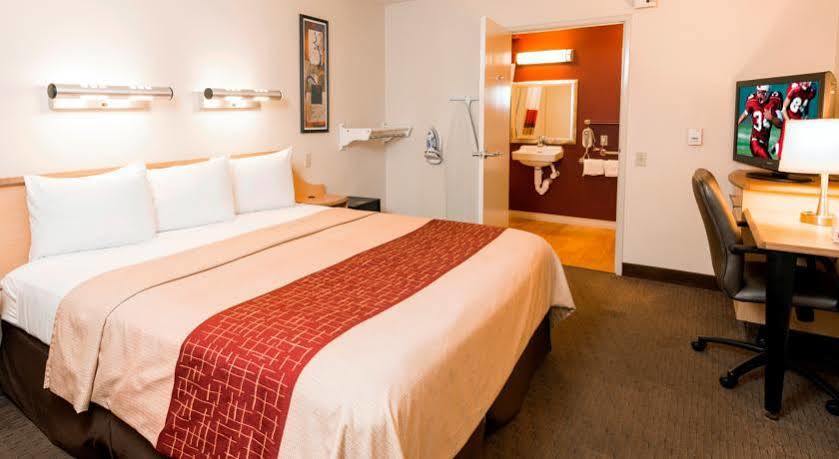 Red Roof Inn Buffalo - Hamburg/ I-90 Экстерьер фото